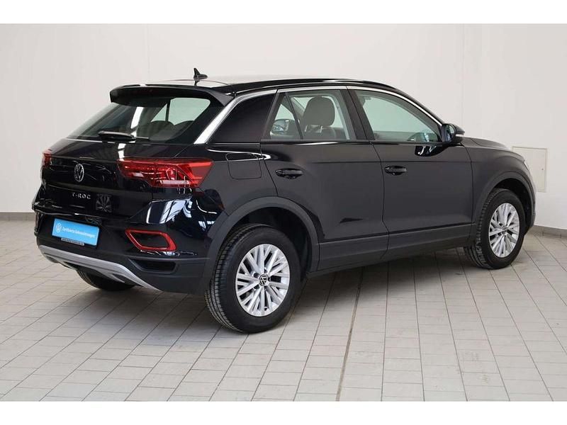 Gebraucht VW T-Roc Basis 110 PS (80 kW) 2022 Schwarz SUV