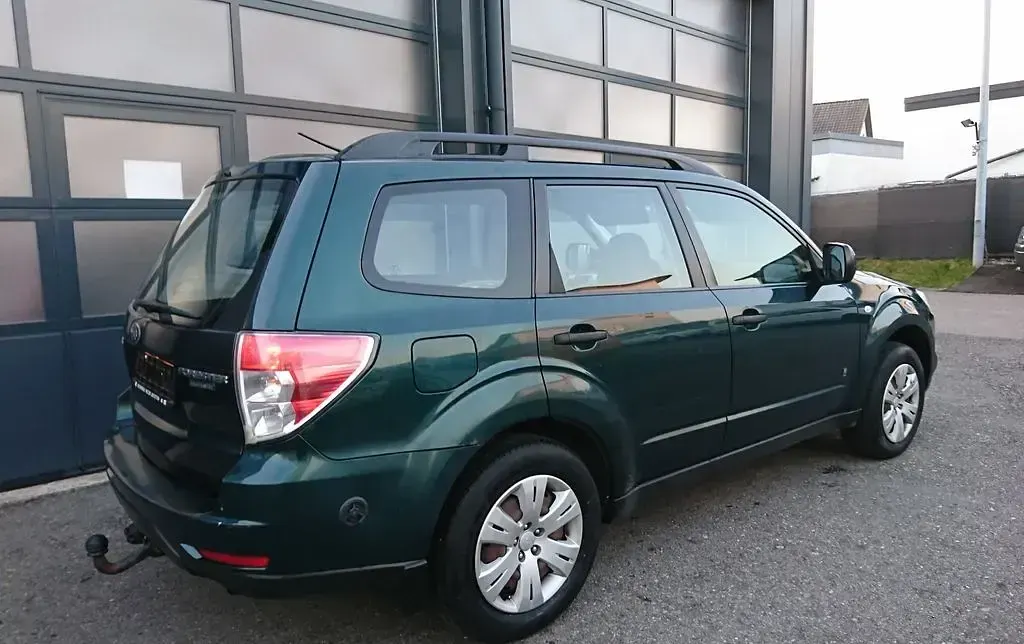 Gebraucht Subaru Forester 150 PS (110 kW) 2010 Grün SUV