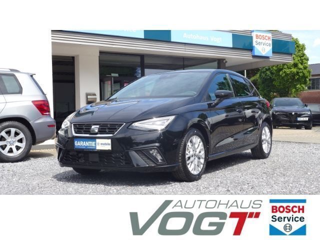 Schwarz Gebraucht 2024 Seat Ibiza FR Limousine | 21.990 € (Fairer Preis) - Bild 1/4