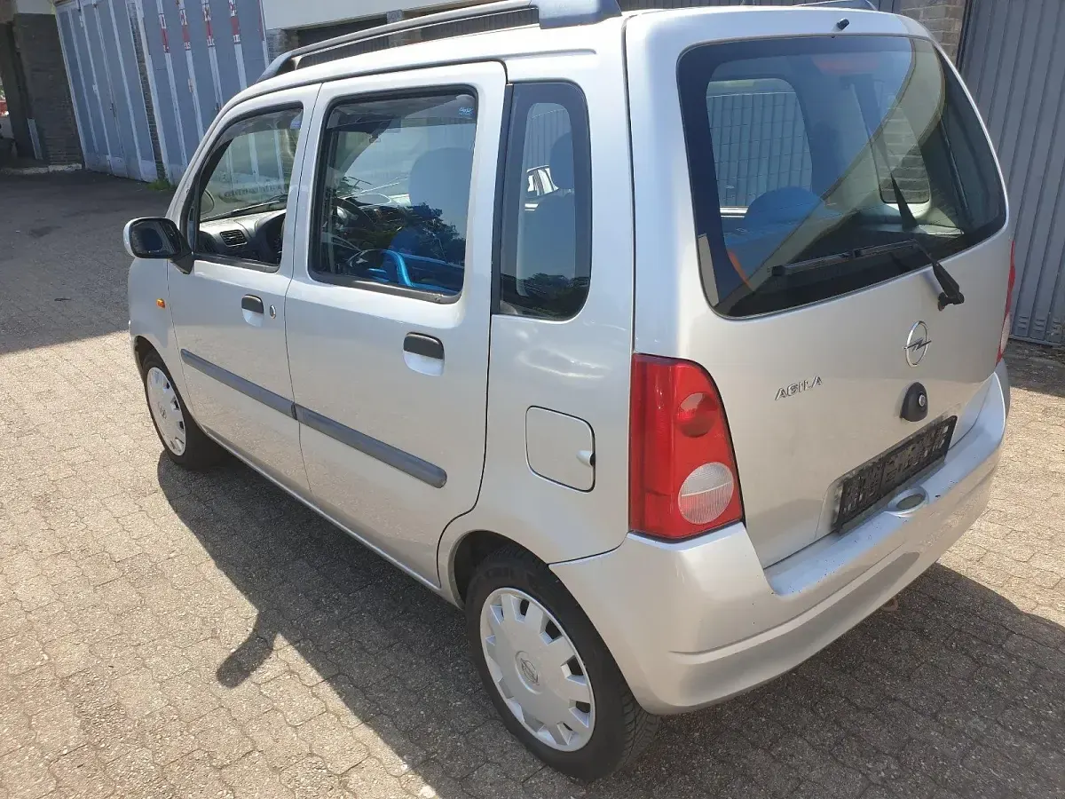 Occasion Opel Agila 58 ch (42 kW) 2003 Argent Monospace