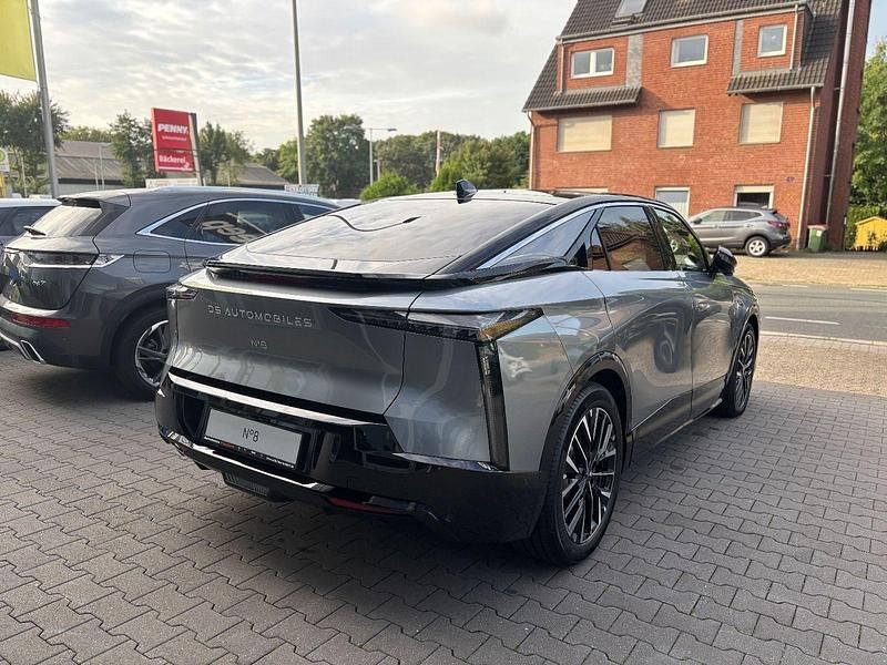 Gebraucht DS Automobiles N°8 180 kW (245 PS) 2025 Palladium/dach schwarz SUV