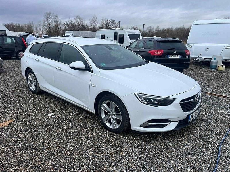 Weiß Gebraucht 2019 Opel Insignia Kombi | 7.900 € (Guter Preis) - Bild 1/4