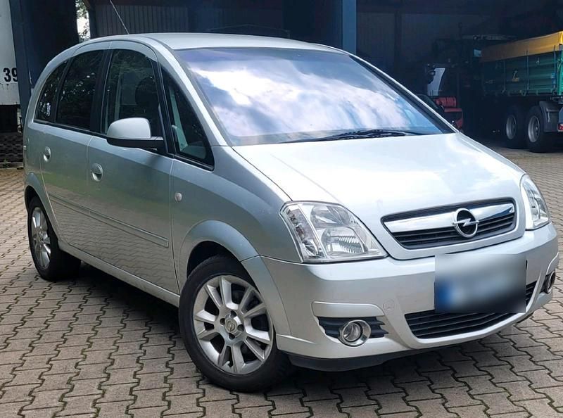 Silber Gebraucht 2009 Opel Meriva Van / Kleinbus | 2.550 € (Etwas zu teuer) - Bild 1/4