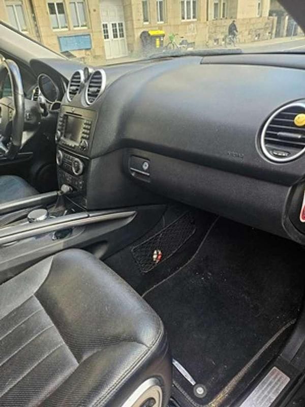 Gebraucht Mercedes ML320 224 PS (164 kW) 2007 SUV