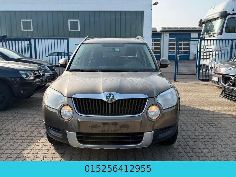Gebraucht Skoda Yeti Active 110 PS (80 kW) 2011 Braun SUV
