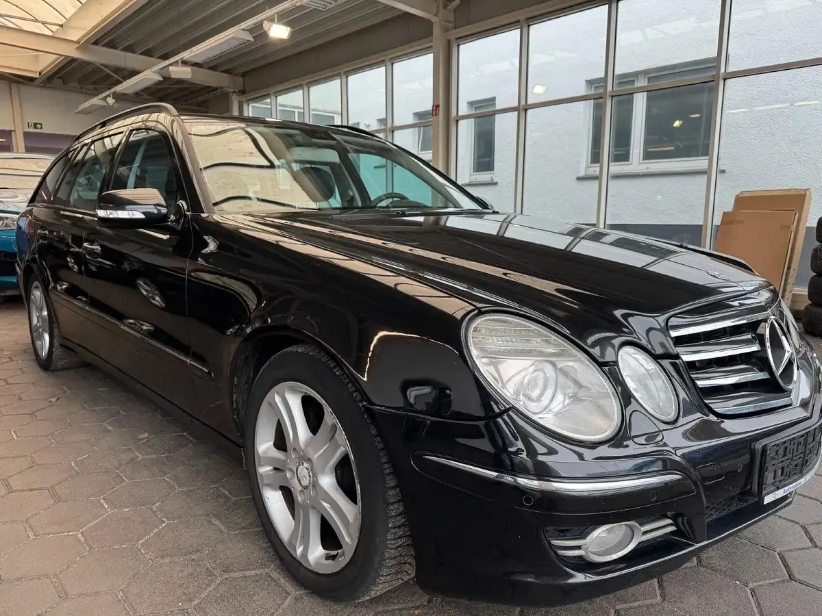 Gebraucht Mercedes E200 136 PS (100 kW) 2007 Schwarz Kombi