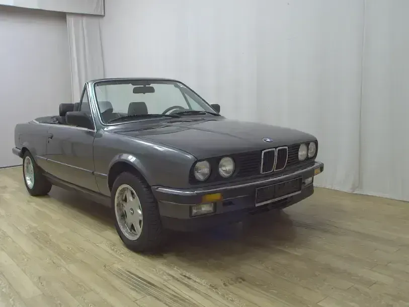 Gebraucht BMW 325 Cabriolet Sport Line 171 PS (125 kW) 1986 Other Cabrio