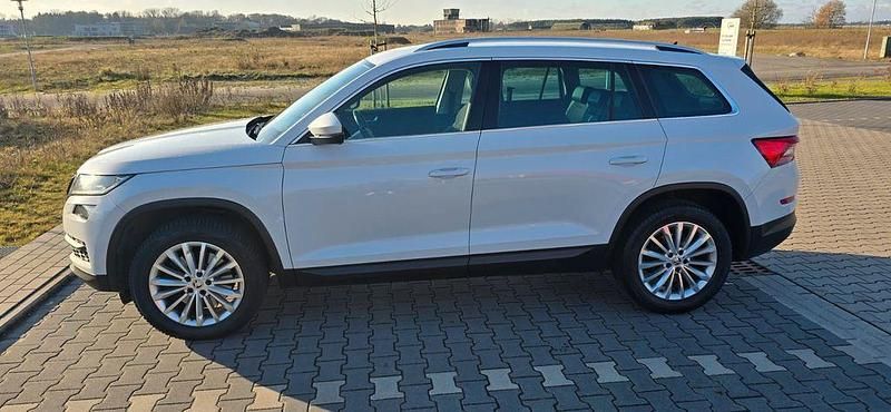 Weiß Gebraucht 2017 Skoda Kodiaq Style SUV | 16.499 € (Guter Preis) - Bild 1/4