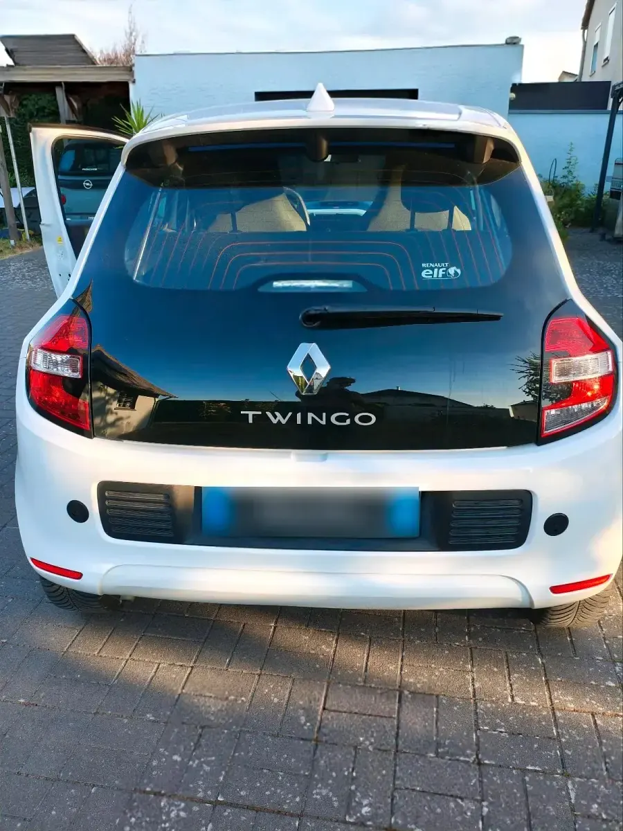 Gebraucht Renault Twingo 69 PS (50 kW) 2017 Weiß Kleinwagen