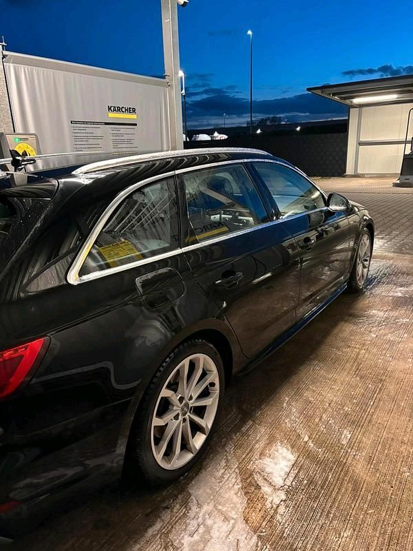 Gebraucht Audi A4 S-Line 190 PS (139 kW) 2016 Schwarz Kombi