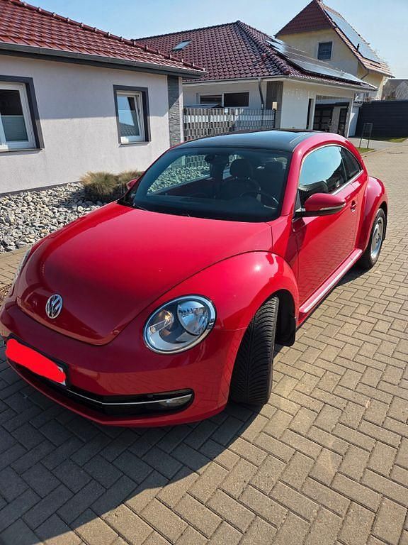 Gebraucht VW Beetle Design 105 PS (77 kW) 2012 Rot Kleinwagen