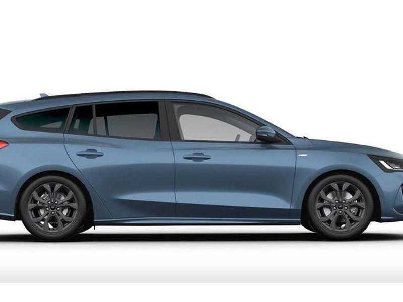 Neu Ford Focus 114 PS (83 kW) 2025 Blau
