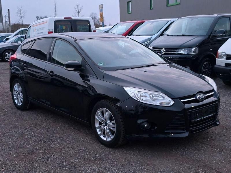 Gebraucht Ford Focus Trend 105 PS (77 kW) 2012 Other Limousine