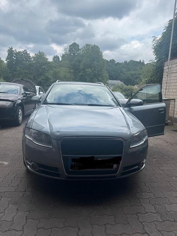 Silber Gebraucht 2007 Audi A4 S-Line Kombi | 4.500 € (Teuer) - Bild 1/4