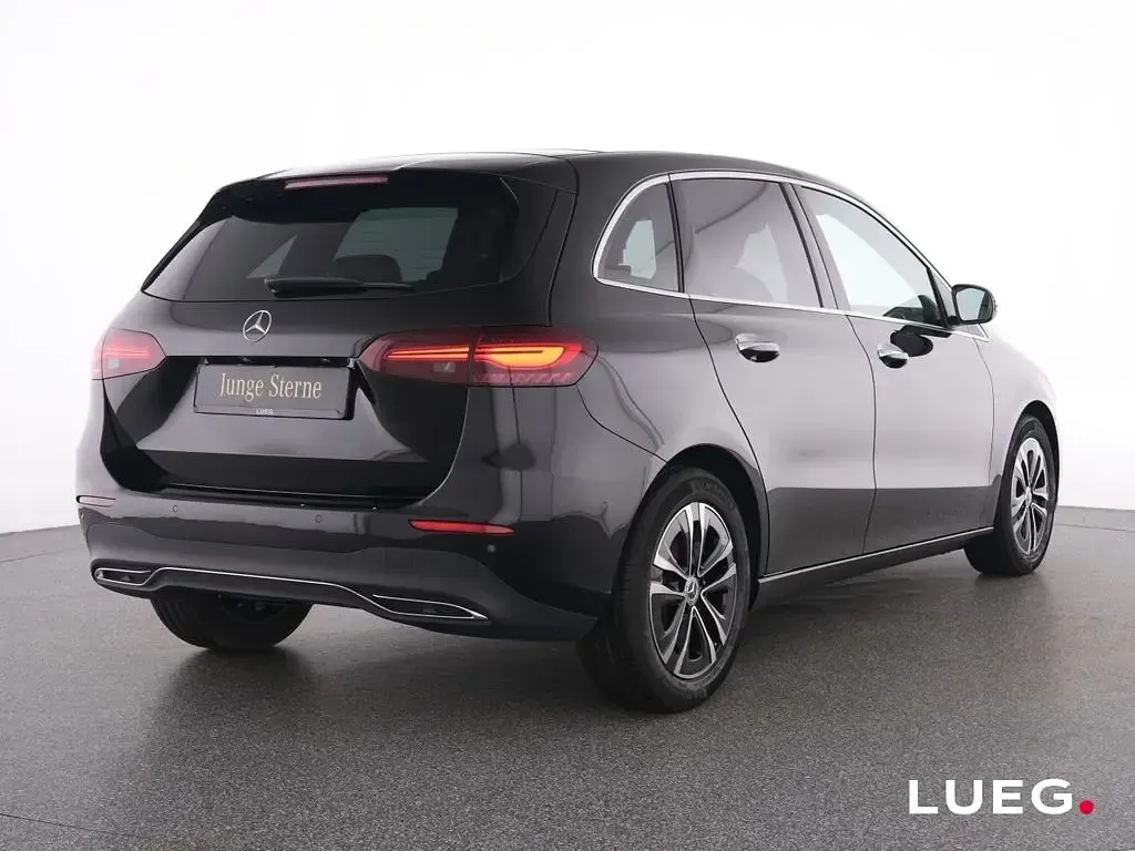 Gebraucht Mercedes B250 Progressive 224 PS (164 kW) 2024 Schwarz Kleinwagen