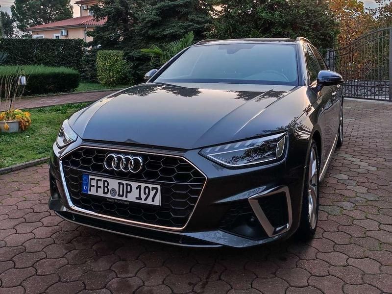 Gebraucht Audi A4 S-Line 163 PS (119 kW) 2023 Kombi