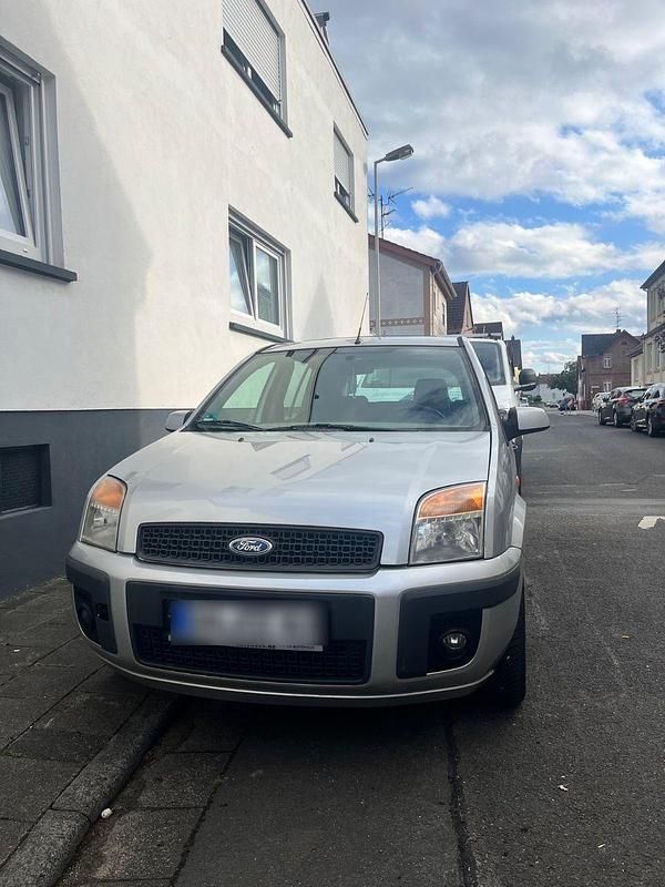 Silber Gebraucht 2006 Ford Fusion Fun X Limousine | 3.200 € (Guter Preis) - Bild 1/4