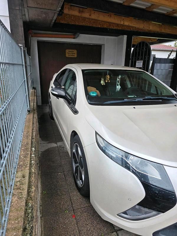 Gebraucht Opel Ampera Edition 151 PS (111 kW) 2012 Weiß Kleinwagen
