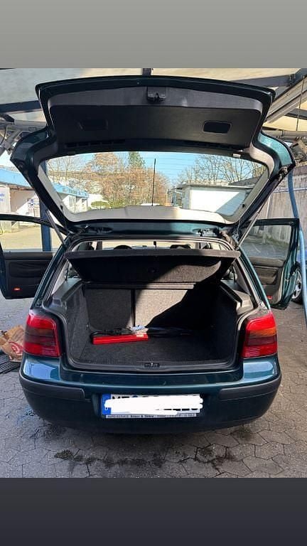 Gebraucht VW Golf IV Edition 75 PS (55 kW) 2002 Grün Limousine