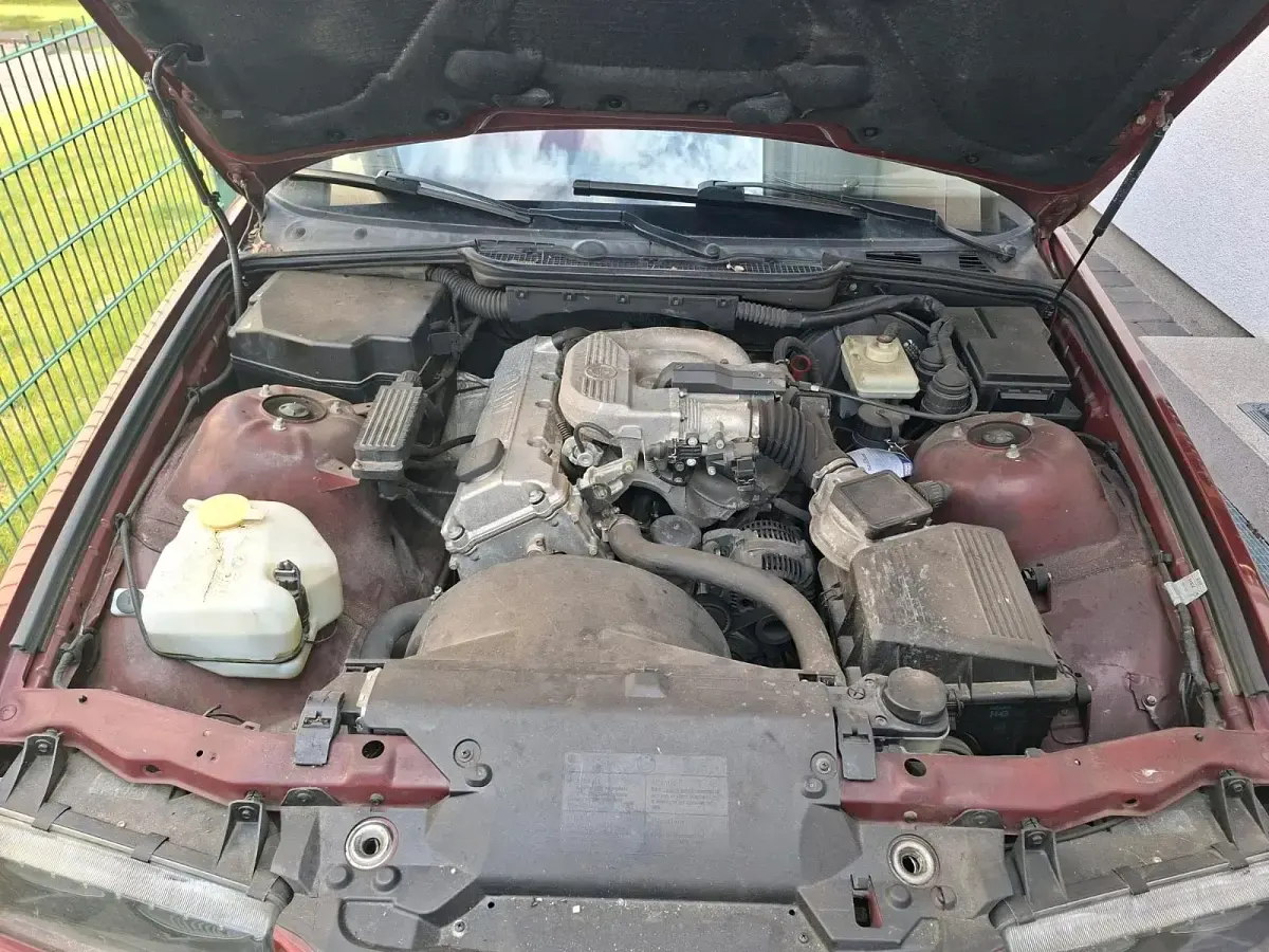 Gebraucht BMW 316 102 PS (75 kW) 1997 Rot Coupé