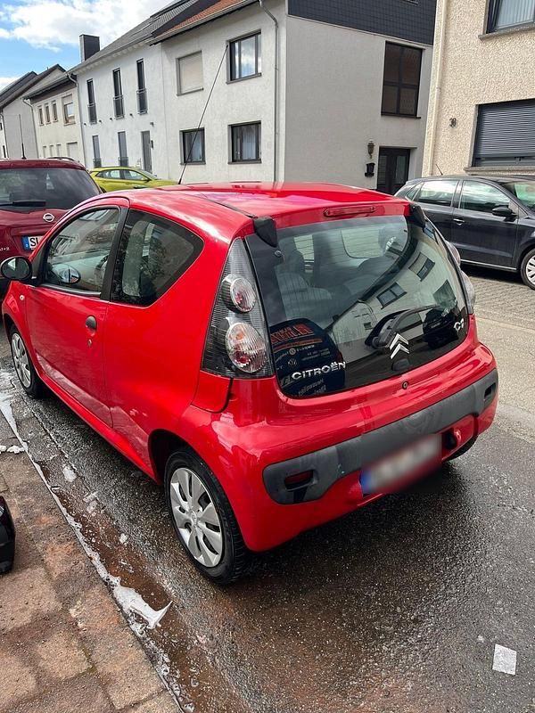 Gebraucht Citroën C1 69 PS (50 kW) 2009 Rot Kleinwagen