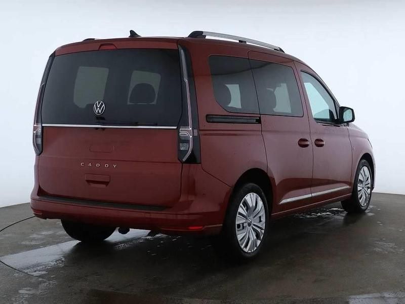 Gebraucht VW Caddy Style 116 PS (85 kW) 2024 Rotkeine angabe Van / Kleinbus