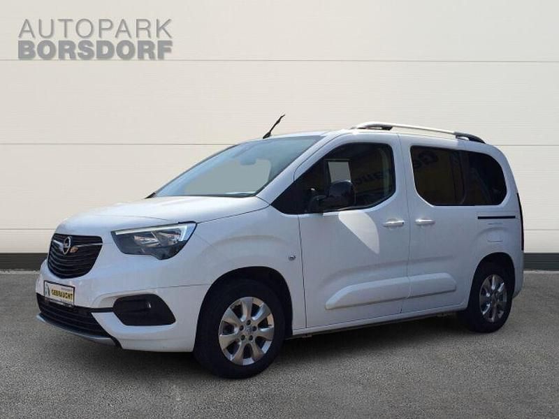 Weiß Gebraucht 2022 Opel Combo-e Life Ultimate Van / Kleinbus | 23.970 € (Fairer Preis) - Bild 1/4