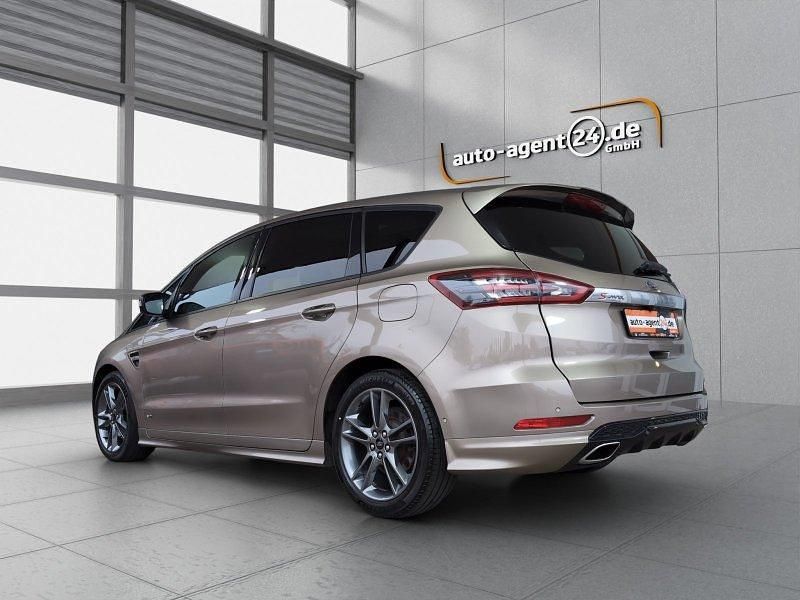 Gebraucht Ford S-MAX S 190 PS (139 kW) 2019 Pyrit silber metallic Van / Kleinbus