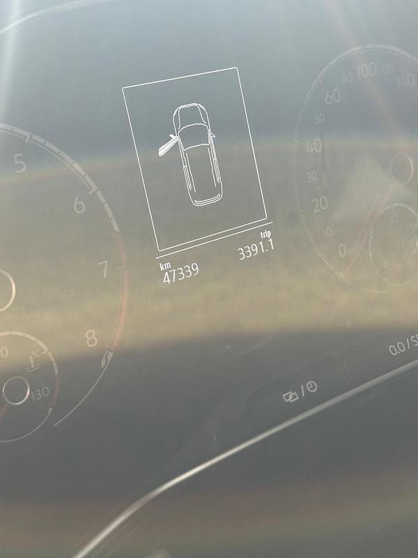 Schwarz Gebraucht 2023 VW T-Cross Move SUV | 19.500 € (Superpreis) - Bild 1/1