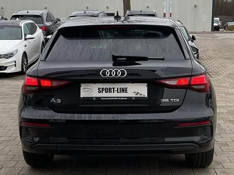 Gebraucht Audi A3 Basis 150 PS (110 kW) 2021 Schwarz Limousine
