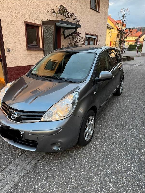 Gebraucht Nissan Note 90 PS (66 kW) 2011 Grau Kleinwagen