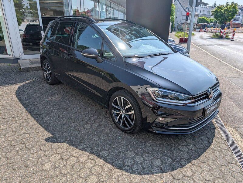 Schwarz Gebraucht 2019 VW Golf Sportsvan Join Van / Kleinbus | 18.880 € (Fairer Preis) - Bild 1/4