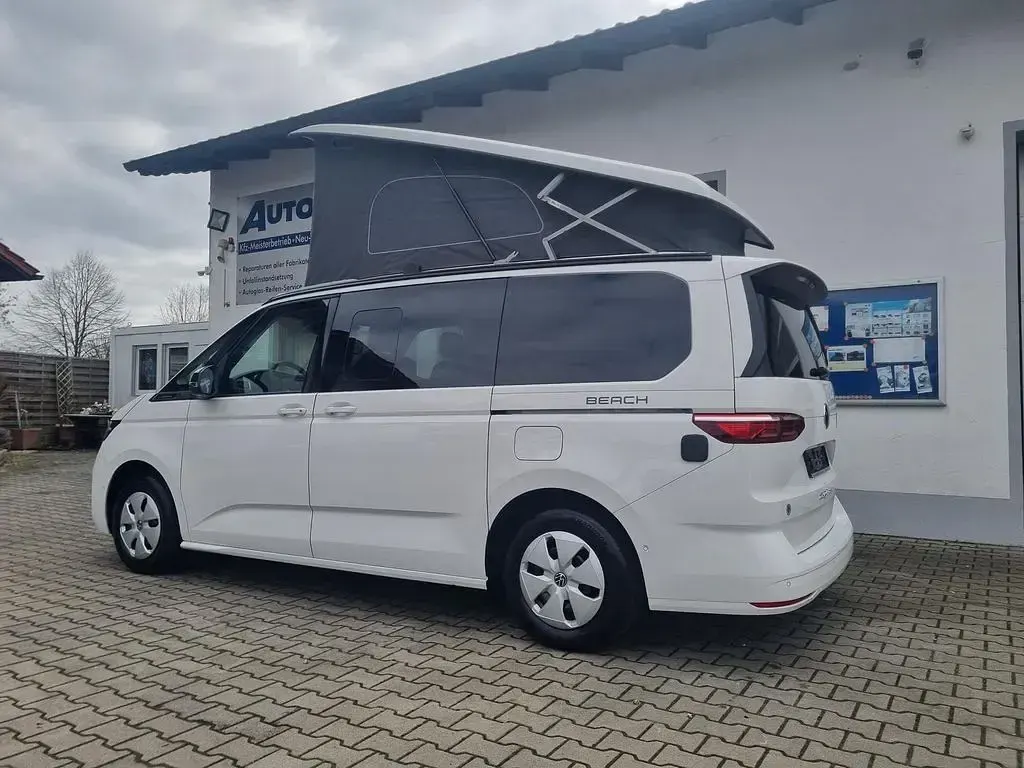 Neu VW California Beach 245 PS (180 kW) 2026 Grau Van