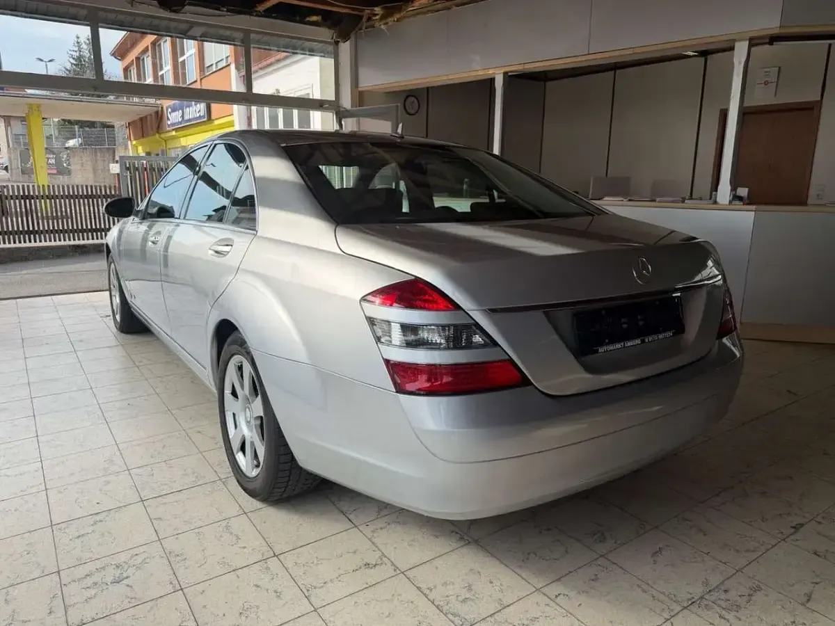 Gebraucht Mercedes S320 235 PS (172 kW) 2010 Iridiumsilber  metalliclack Limousine