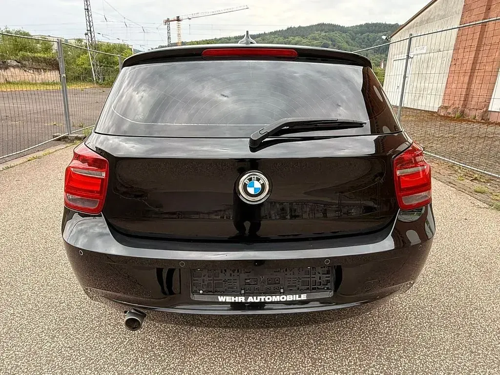 Gebraucht BMW 116 116 PS (85 kW) 2013 Schwarz Kleinwagen