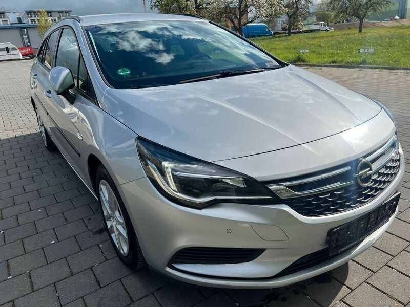 Gebraucht Opel Astra 110 PS (80 kW) 2018 Silber Kombi