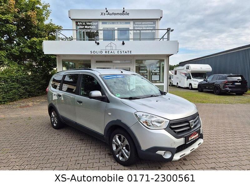 Silber Gebraucht 2015 Dacia Lodgy Stepway Van / Kleinbus | 6.700 € (Fairer Preis) - Bild 1/4