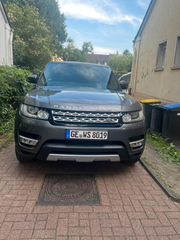 Grau Gebraucht 2017 Land Rover Range Rover Sport SUV | 28.999 € (Teuer) - Bild 1/4