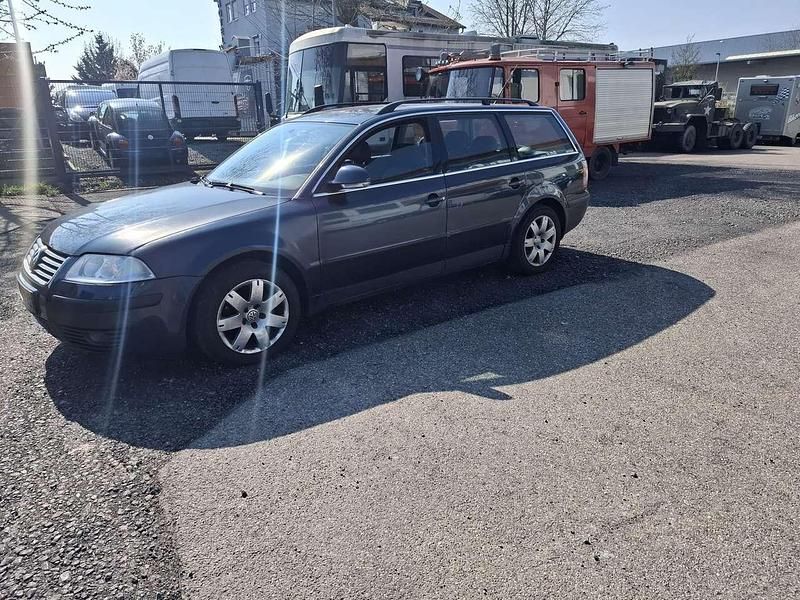 Gebraucht VW Passat Trendline 131 PS (96 kW) 2005 Blau Kombi