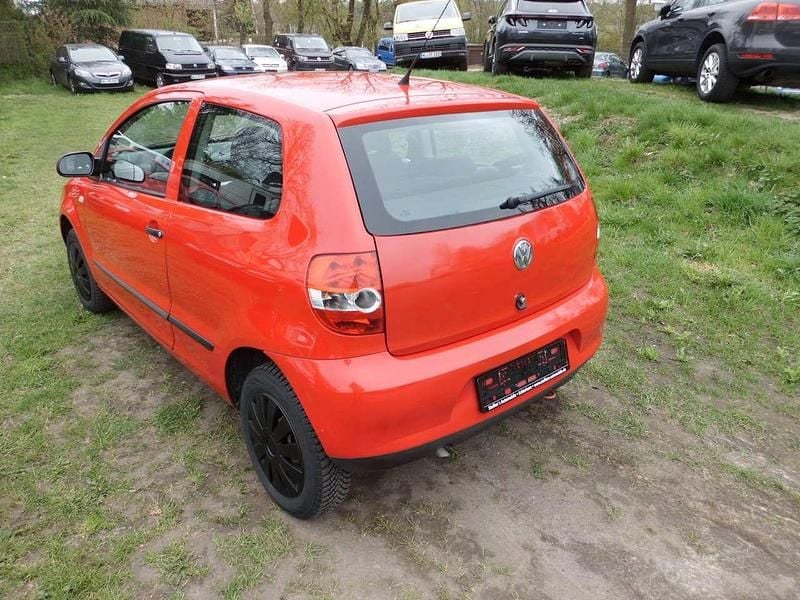 Usata VW Fox Basis 54 CV (39 kW) 2007 Rosso Utilitaria