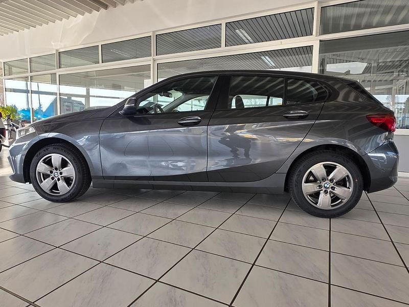 Gebraucht BMW 118 Advantage 140 PS (102 kW) 2020 Grau Kleinwagen