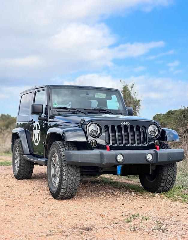 Schwarz Gebraucht 2010 Jeep Wrangler Sahara SUV | 21.500 € (Fairer Preis) - Bild 1/3