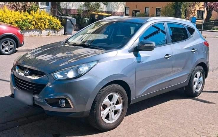 Gebraucht Hyundai ix35 150 PS (110 kW) 2013 Grau SUV