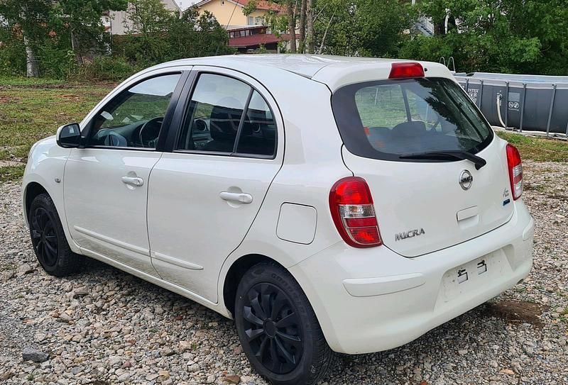 Weiß Gebraucht 2012 Nissan Micra Kleinwagen | 3.200 € (Fairer Preis) - Bild 1/4