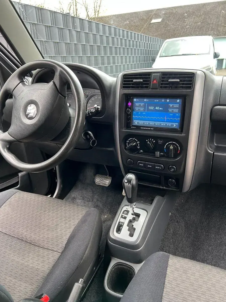 Gebraucht Suzuki Jimny Style 86 PS (63 kW) 2009 Grün SUV