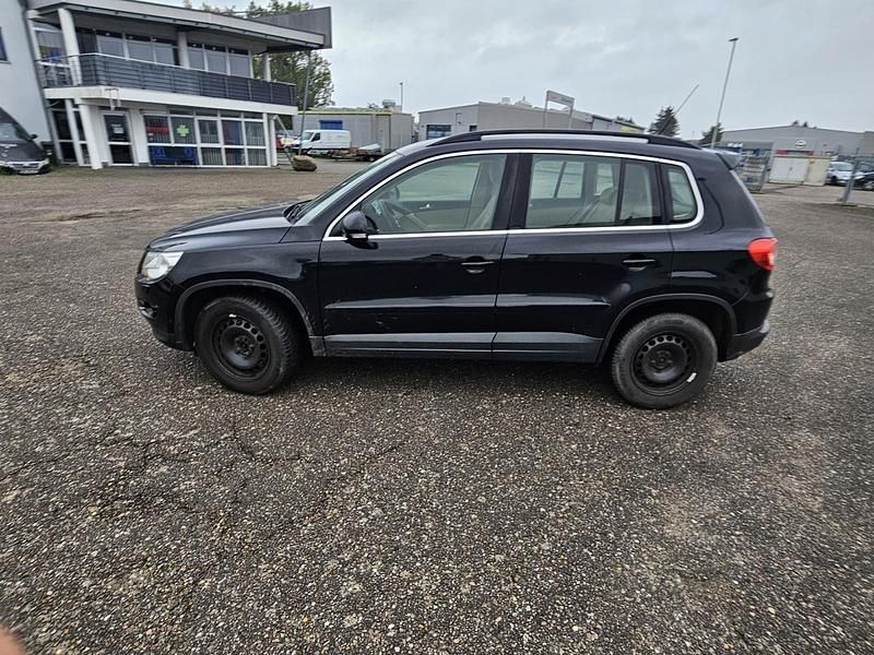 Schwarz Gebraucht 2011 VW Tiguan SUV | 7.000 € (Fairer Preis) - Bild 1/4