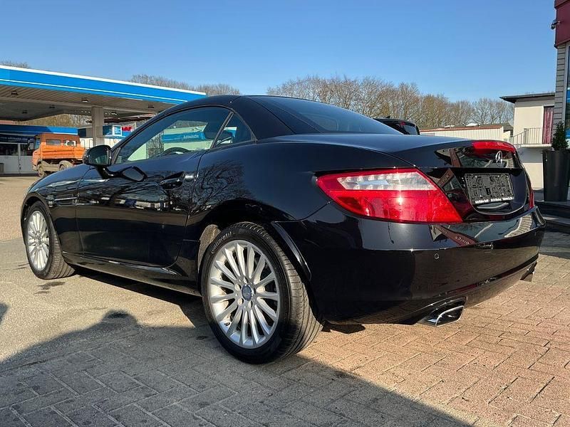 Gebraucht Mercedes SLK200 184 PS (135 kW) 2014 Schwarz Cabrio