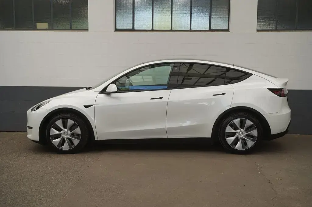 Brugt Tesla Model Y Long Range AWD 378 kW (514 HK) 2022 Hvid SUV