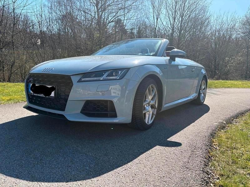 Gebraucht Audi TT Roadster Design 245 PS (180 kW) 2019 Grau Cabrio
