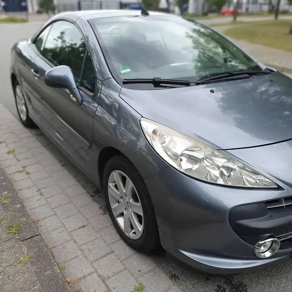 Gebraucht Peugeot 207 CC Sport 120 PS (88 kW) 2009 Grau Cabrio